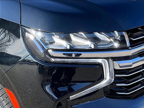 Used 2024 Chevrolet Tahoe LT image 32