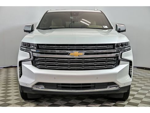 Used 2024 Chevrolet Tahoe Premier w/ Advanced Technology Package AWD/4WD image 4