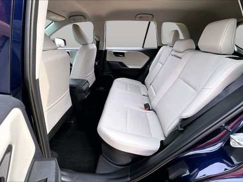 Used 2026 Toyota RAV4 XLE Premium FWD image 19