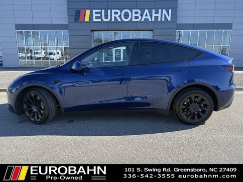 Used 2024 Tesla Model Y Long Range image 2