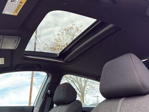 Used 2024 Honda Accord Sport image 28