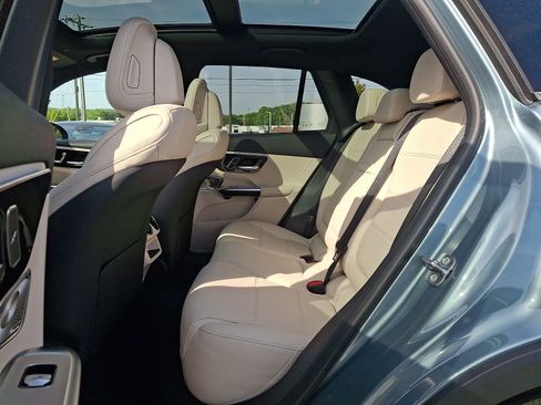 New 2026 Mercedes-Benz GLC 300 4MATIC image 6