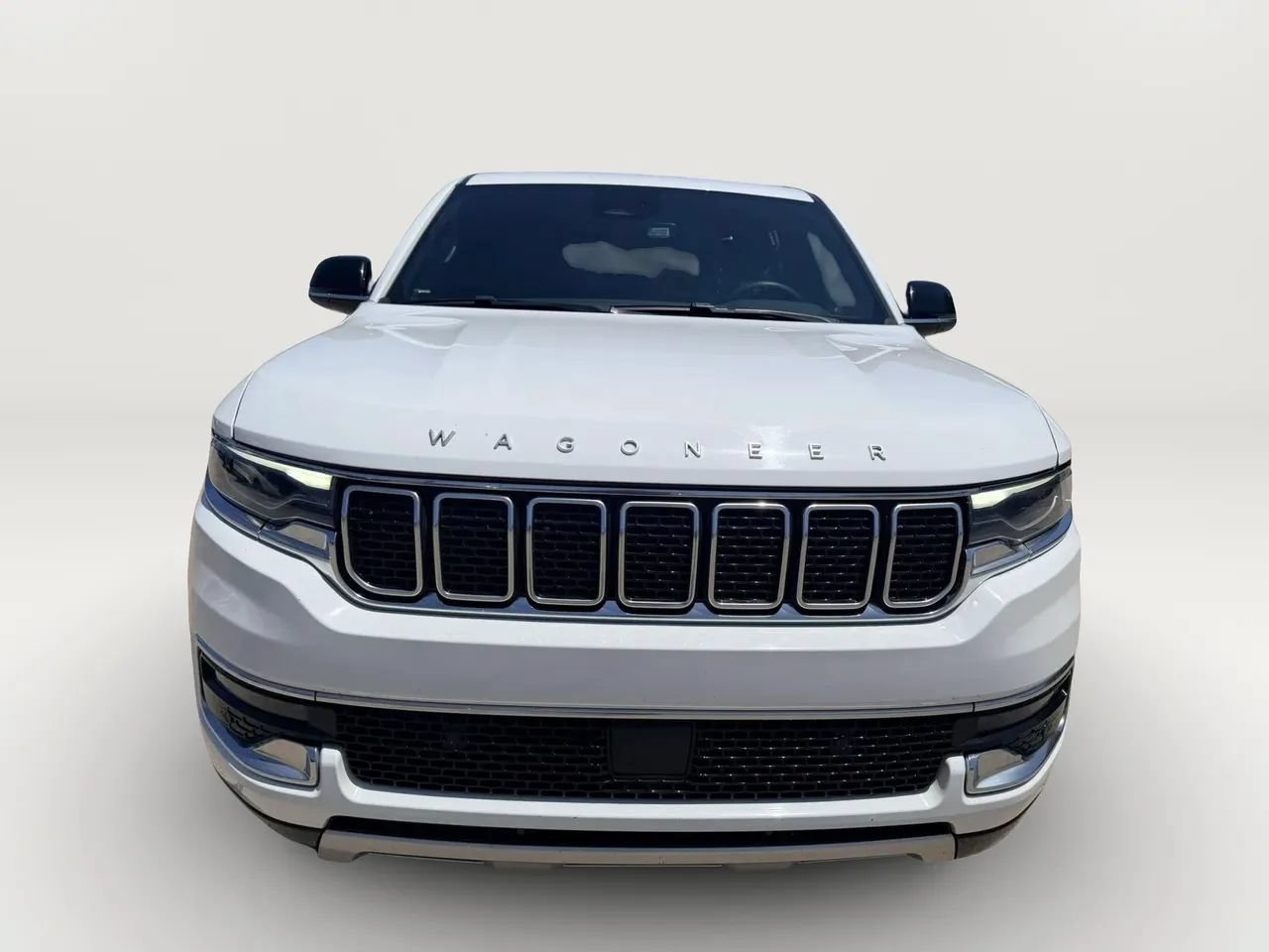 Used 2024 Jeep Wagoneer L Series II RWD image 8