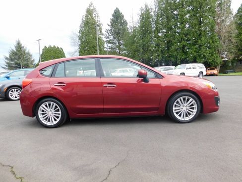 Used 2013 Subaru Impreza 2.0i Limited w/ Popular Pkg 1 AWD/4WD image 19