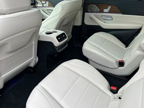 Certified 2025 Mercedes-Benz GLS 450 GLS 450 4MATICﾮ image 13