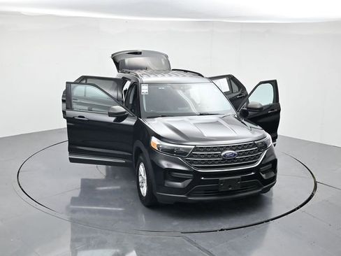 Used 2022 Ford Explorer XLT w/ Class IV Trailer Tow Package image 47
