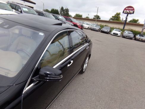 Used 2011 Mercedes-Benz S 550 4MATIC image 35