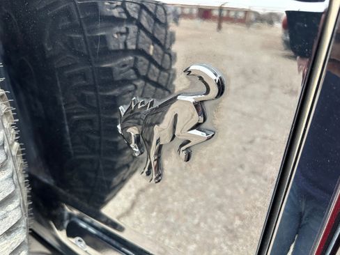 Used 2022 Ford Bronco Wildtrak image 38