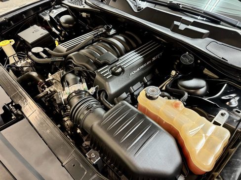 Used 2016 Dodge Challenger R/T Scat Pack w/ Leather Interior Group image 34