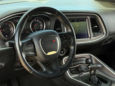 Used 2021 Dodge Challenger SXT RWD image 11