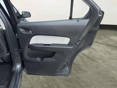 Used 2017 Chevrolet Equinox LT w/ Convenience Package image 20