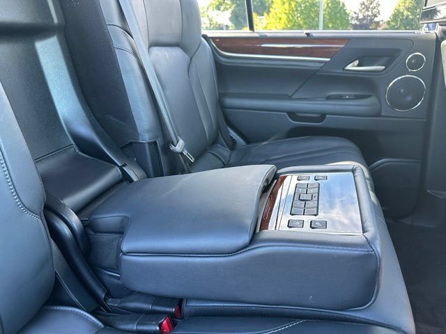 Used 2017 Lexus LX 570 4WD w/ Luxury Package image 36