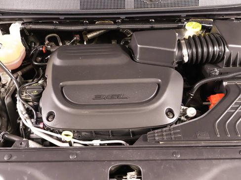 Used 2022 Chrysler Pacifica Touring-L FWD image 20