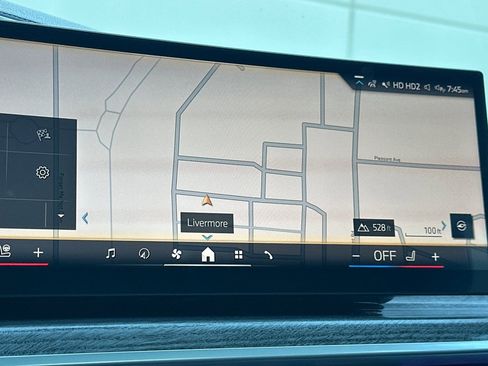 Used 2025 BMW 740i RWD image 43