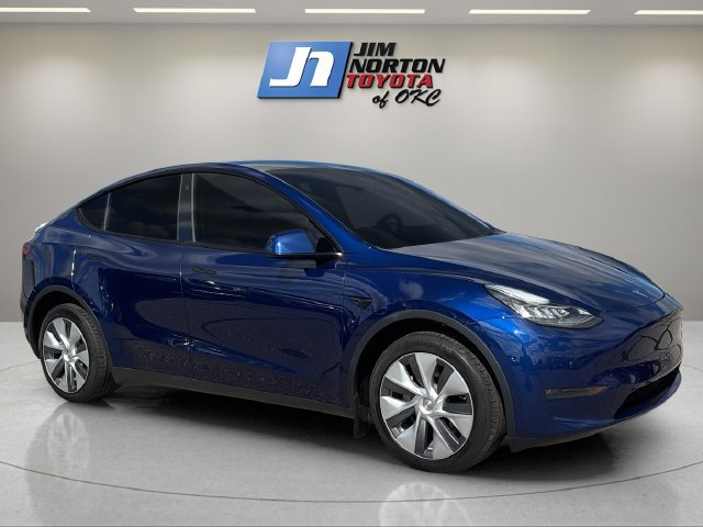 Used 2023 Tesla Model Y Long Range AWD/4WD image 3