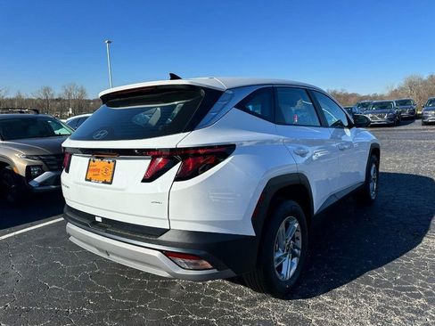 Used 2026 Hyundai Tucson SE AWD/4WD image 3