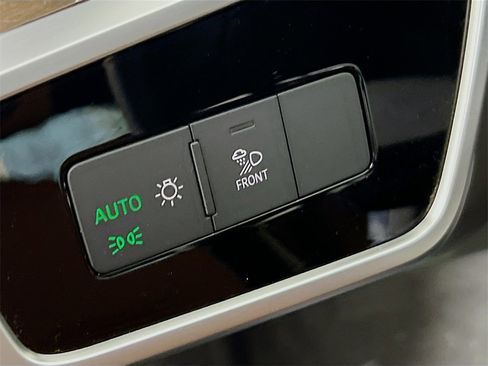 Used 2024 Audi A6 2.0T Premium w/ Convenience Package image 10