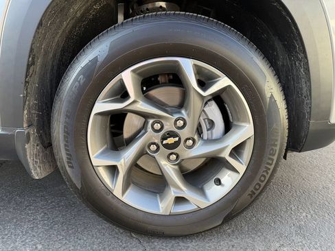 Used 2026 Chevrolet Trax LT w/ Driver Confidence Package FWD image 14