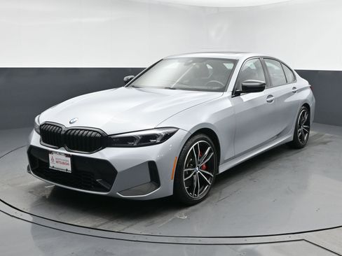 Used 2023 BMW 330i xDrive 330i xDrive w/ M Sport Package image 1