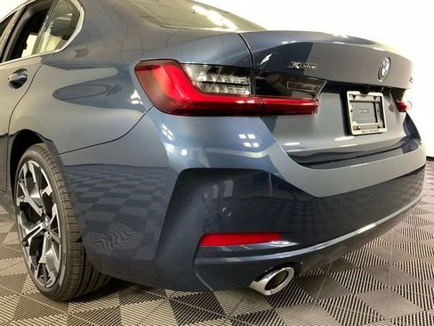 Certified 2025 BMW 330i xDrive Sedan w/ Premium Package AWD/4WD image 41