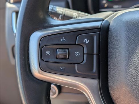 Used 2023 Chevrolet Suburban LT AWD/4WD image 24