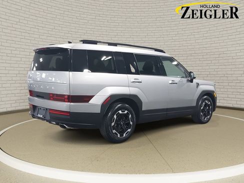 Used 2025 Hyundai Santa Fe SEL image 5