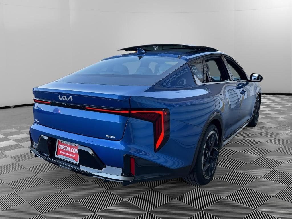 New 2026 Kia K4 GT-Line w/ GT-Line Sunroof Package FWD image 4