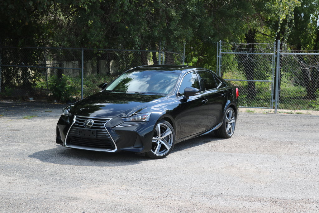 Used 2019 Lexus IS 300 w/ Premium Package RWD image 1