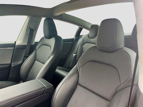 Used 2025 Tesla Model 3 Long Range RWD image 21