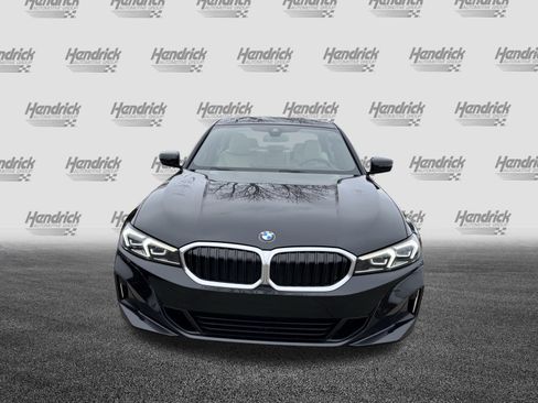 Certified 2023 BMW 330i Sedan w/ Premium Package image 3