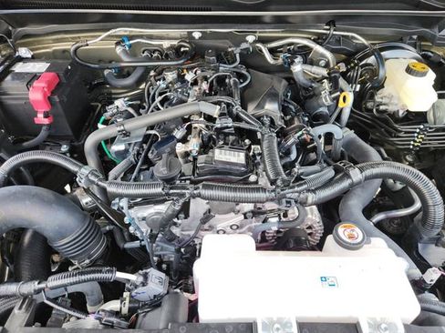 Certified 2026 Toyota Tacoma TRD Off-Road AWD/4WD image 26