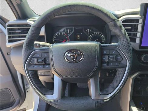 Used 2026 Toyota Tundra SR5 w/ SR5 Premium Package AWD/4WD image 18