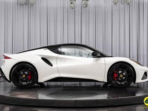 New 2025 Lotus Emira image 22