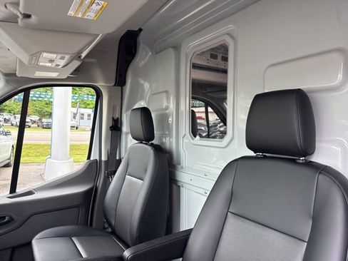 New 2025 Ford Transit 250 148 Medium Roof w/ Load Area Protection Package image 10