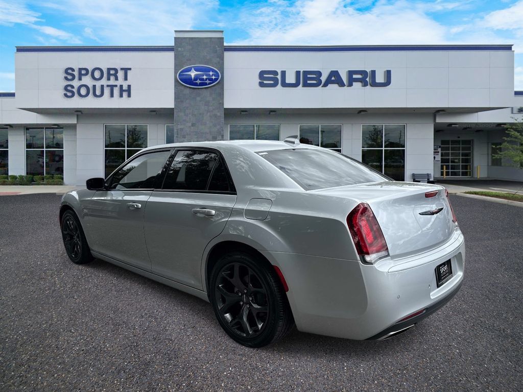 Used 2023 Chrysler 300 S RWD image 6