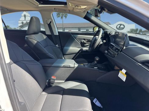 New 2025 Lexus ES 350 w/ Premium Package image 14