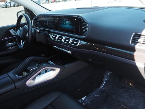 Used 2020 Mercedes-Benz GLE 450 4MATIC w/ Premium Package image 20