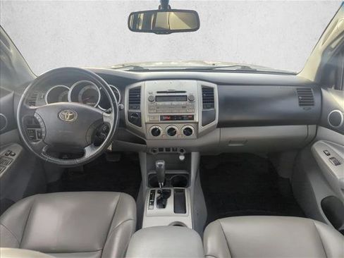 Used 2011 Toyota Tacoma 4x4 Double Cab w/ SR5 Pkg #2 image 19