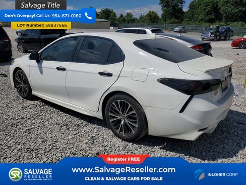 Used 2019 Toyota Camry SE FWD image 3