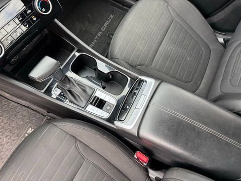 Used 2023 Hyundai Santa Cruz SEL w/ Winter Package image 30