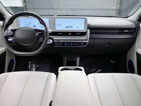 Certified 2024 Hyundai Ioniq 5 Limited AWD/4WD image 17