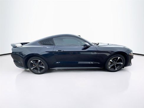 Used 2021 Ford Mustang Coupe RWD image 5