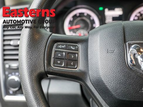 Used 2019 RAM 1500 Classic SLT image 15