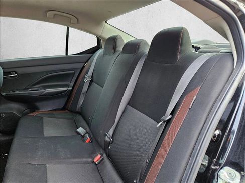 Used 2021 Nissan Versa SR FWD image 14
