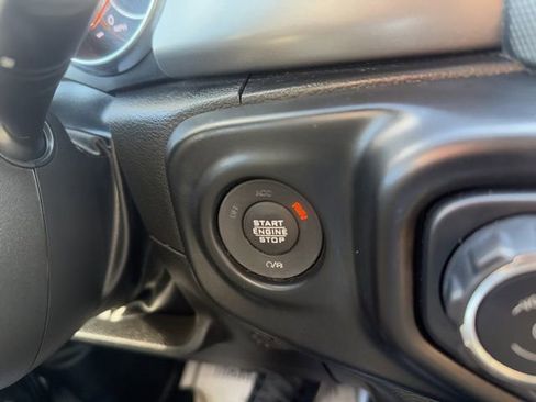 Certified 2022 Jeep Wrangler Unlimited Sport image 22