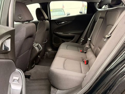 Used 2023 Chevrolet Malibu LT FWD image 13