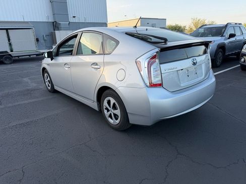 Used 2015 Toyota Prius Two FWD image 5