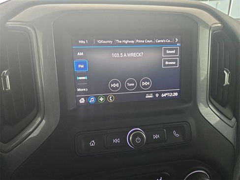 Used 2021 Chevrolet Silverado 1500 Custom image 19