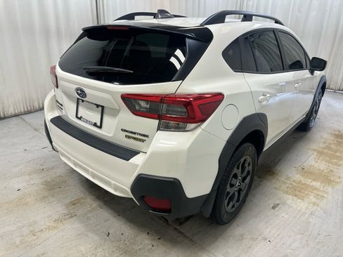 Used 2022 Subaru Crosstrek 2.5i Sport w/ Moonroof Package AWD/4WD image 12