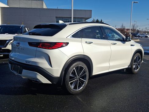 Certified 2023 INFINITI QX55 Luxe w/ Cargo Package image 6